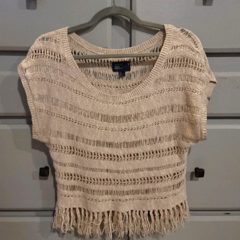 American eagle ruffle shirt